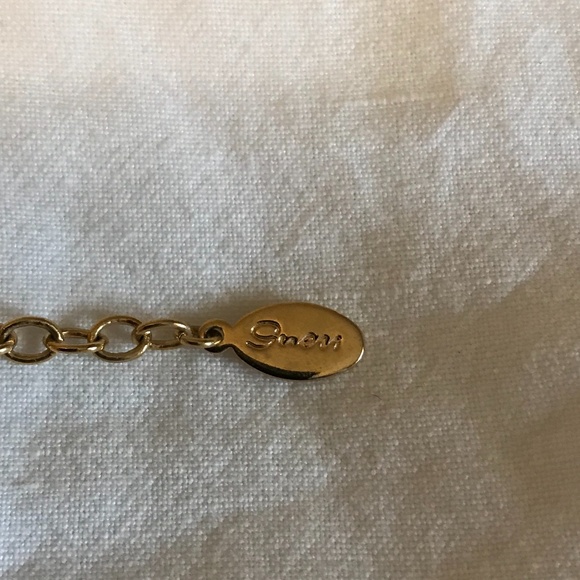 Guess Gold Tone Circle Dangle Necklace - New, never worn - Picture 3 of 6